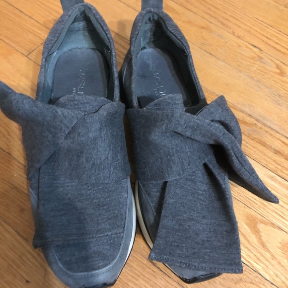 J slides shoes - Picture 2 of 6